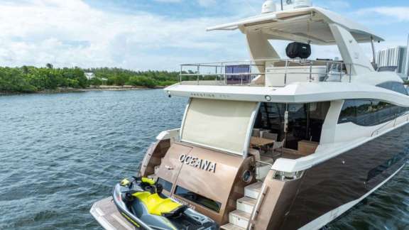 Image of Oceana yacht #12