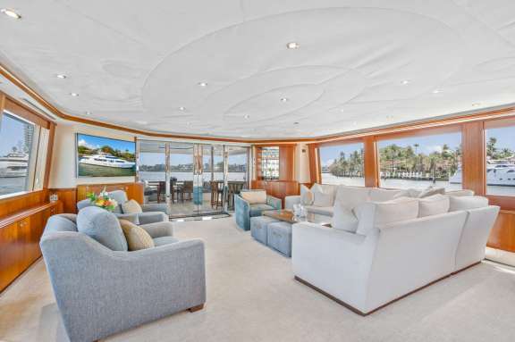 Image of SLEEPOVER yacht #2