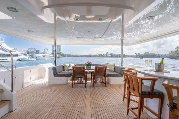 Image of SLEEPOVER yacht #5