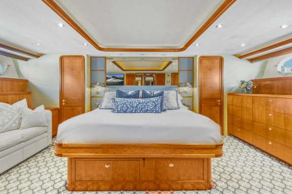 Image of SLEEPOVER yacht #6