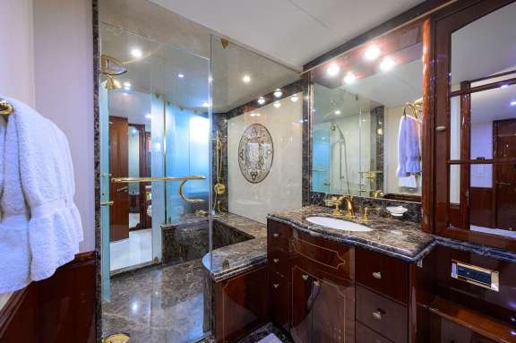 Image of Olympus yacht #8