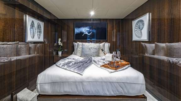 Image of Oculus yacht #8