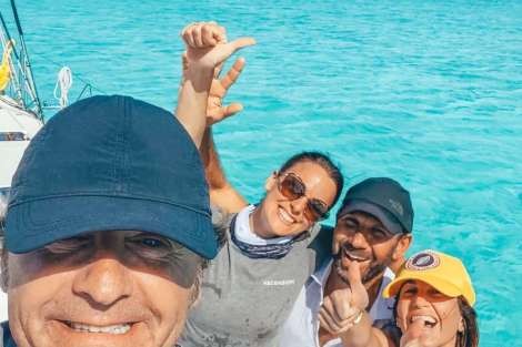 Review img # 1 of the yacht AKASHA