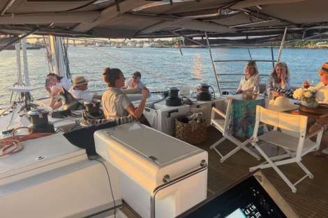 Review img # 2 of the yacht Akasha