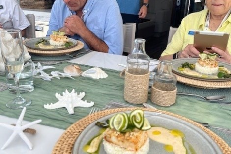 Review img # 28 of the yacht EARNOUT