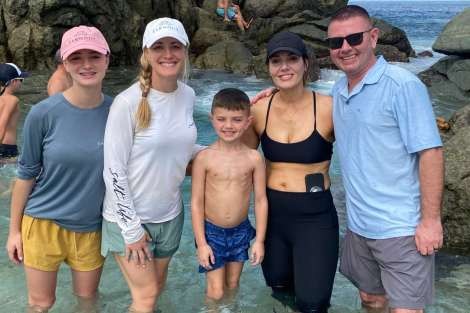 Review img # 5 of the yacht EARNOUT