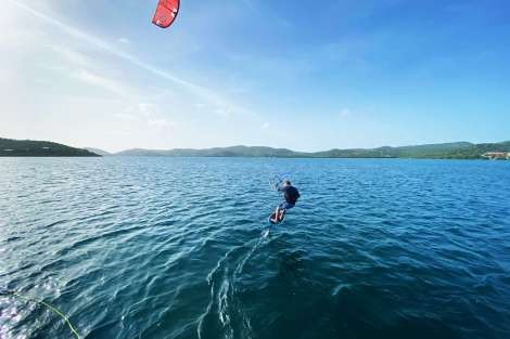 Review img # 25 of the yacht HULYA