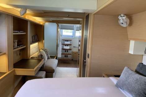 Review img # 13 of the yacht HULYA