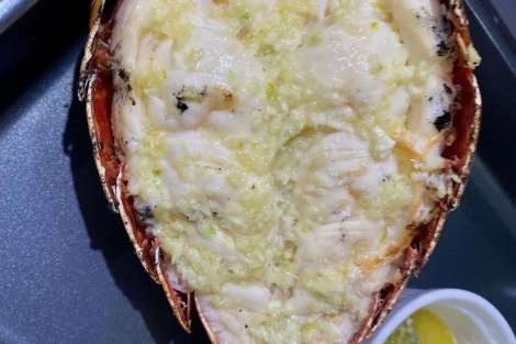 Review img # 13 of the yacht LUNA BLISS