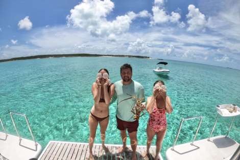 Review img # 127 of the yacht MUCHO GUSTO