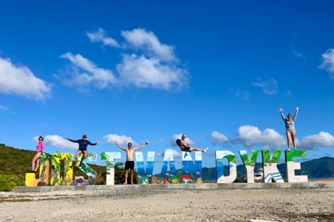 Review img # 41 of the yacht MUCHO GUSTO