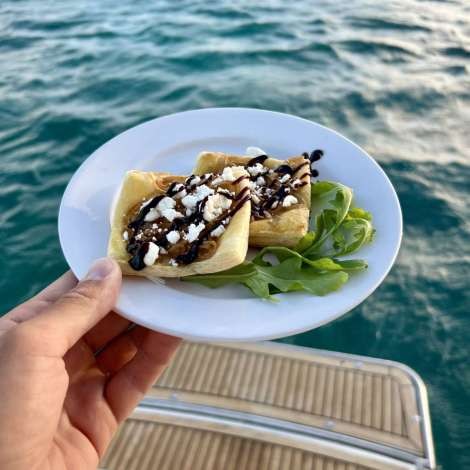 Food onboard PORTFOLIO # 7