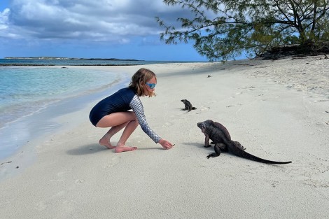 Review img # 25 of the yacht TAHINA